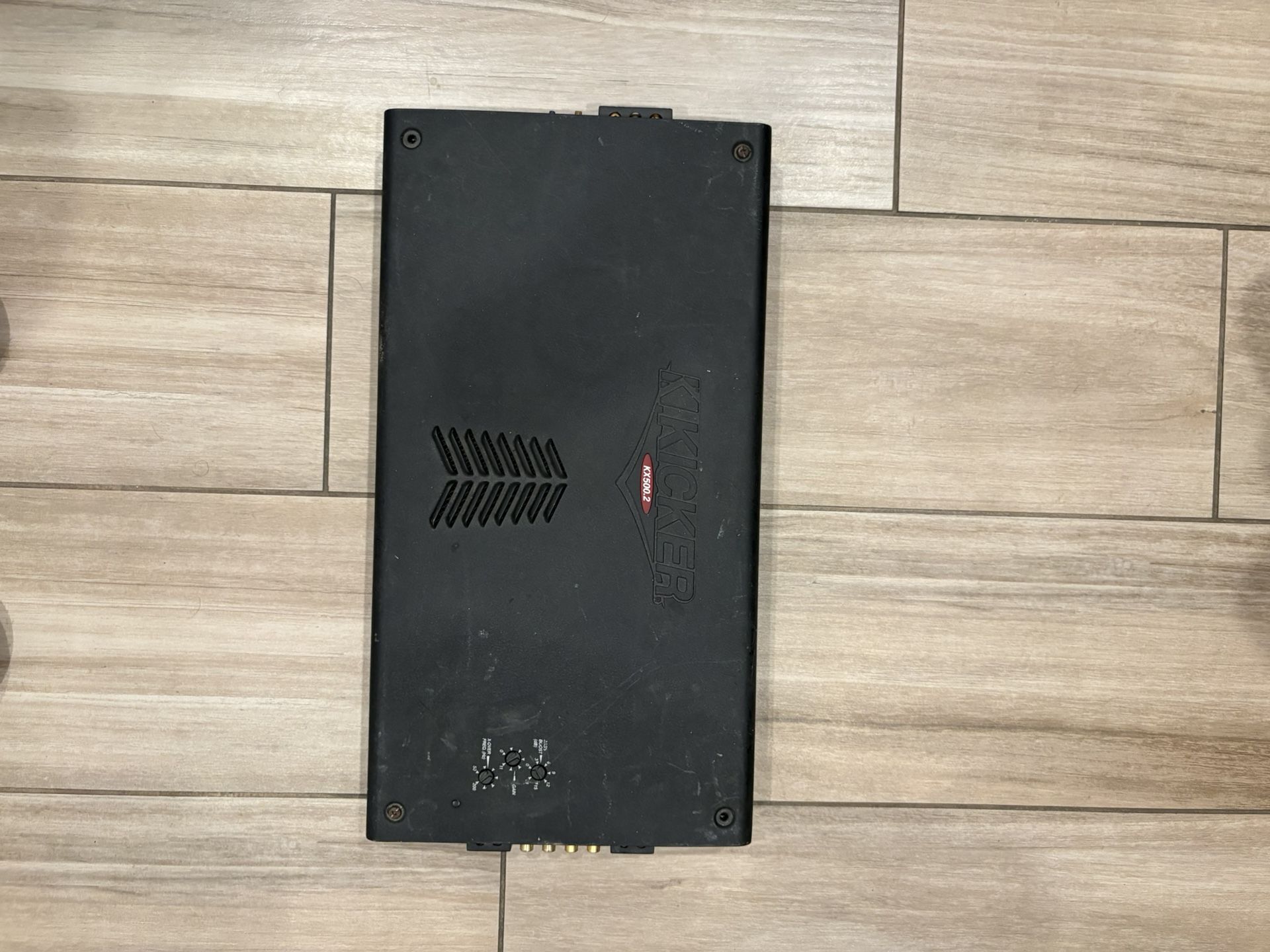Kicker Amp