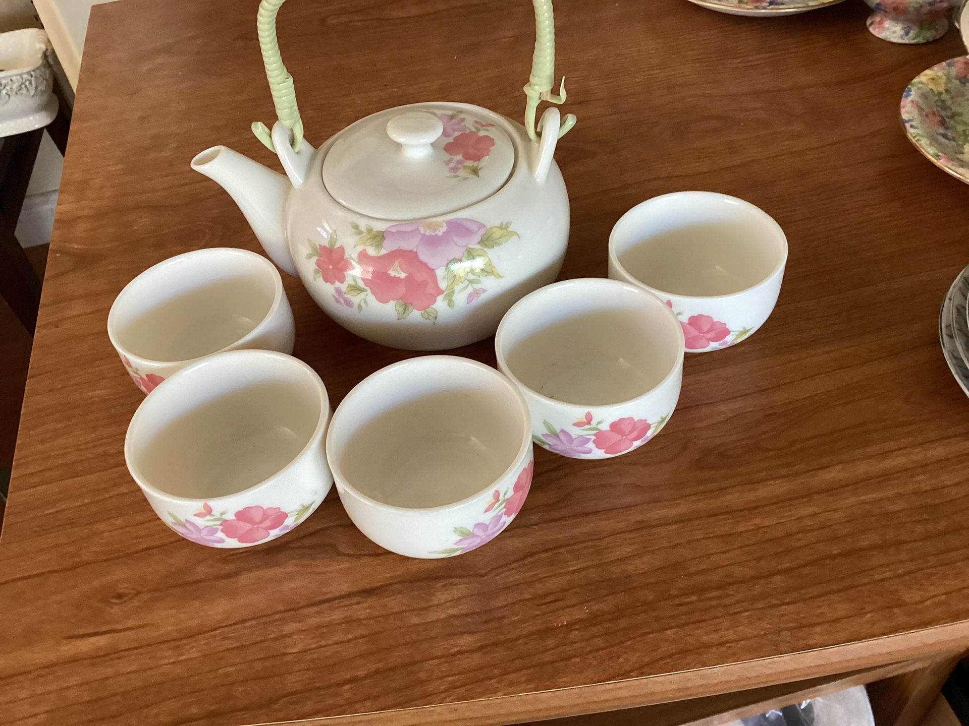 Brand New Ceramic Tea Set For Special Tea