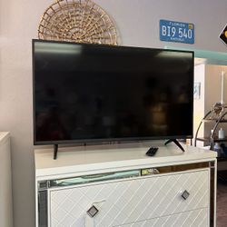 40 Inch TV Vizio
