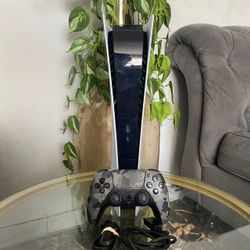 Ps5 Digital 1TB Console with Controller and Cables