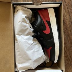 Air Jordan 1 Low (GS)