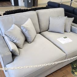 Oversized Loveseat 