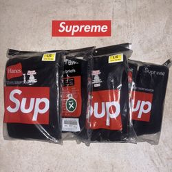 Supreme  X Hanes Black Socks