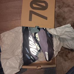 Yeezy 700