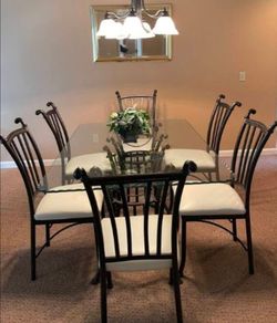 Dining room set