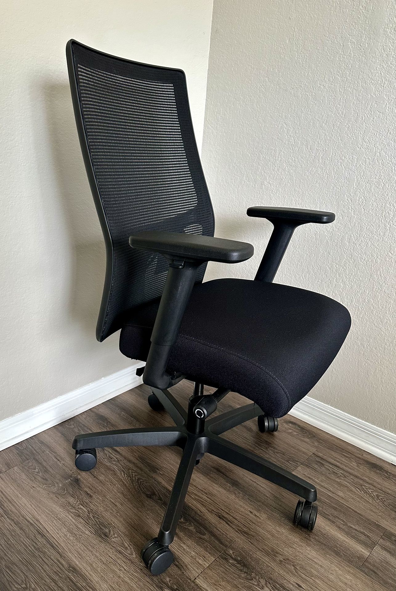 HON Ignition 2.0 Ergonomic Office Chair - Perfect for Your Home Office!