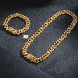 New 18k Yellow Gold Cuban Link Chain And Bracelet 
