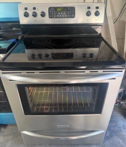 Frigidaire Professional Series Electric stove