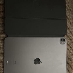 Ipad Pro Fifth Generation 12.9inch Screen 