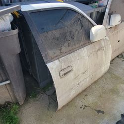 3rd Gen Toyota 4 Runner Passanger Front Door