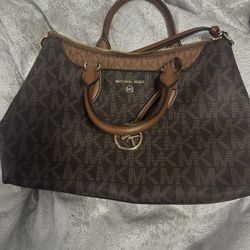 New Michael Kors Purse ! Looking To TRADE Purse For Purse