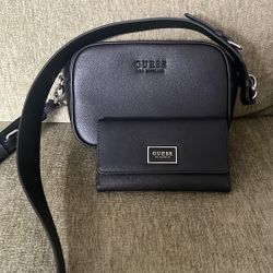 Black Guess Purse w/wallet