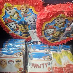 New Paw Patrol Piñatas and Balloon Banner Kits 20
