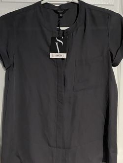New Simple Vera Wang Black Dress Shirt /Check out my other items!!!
