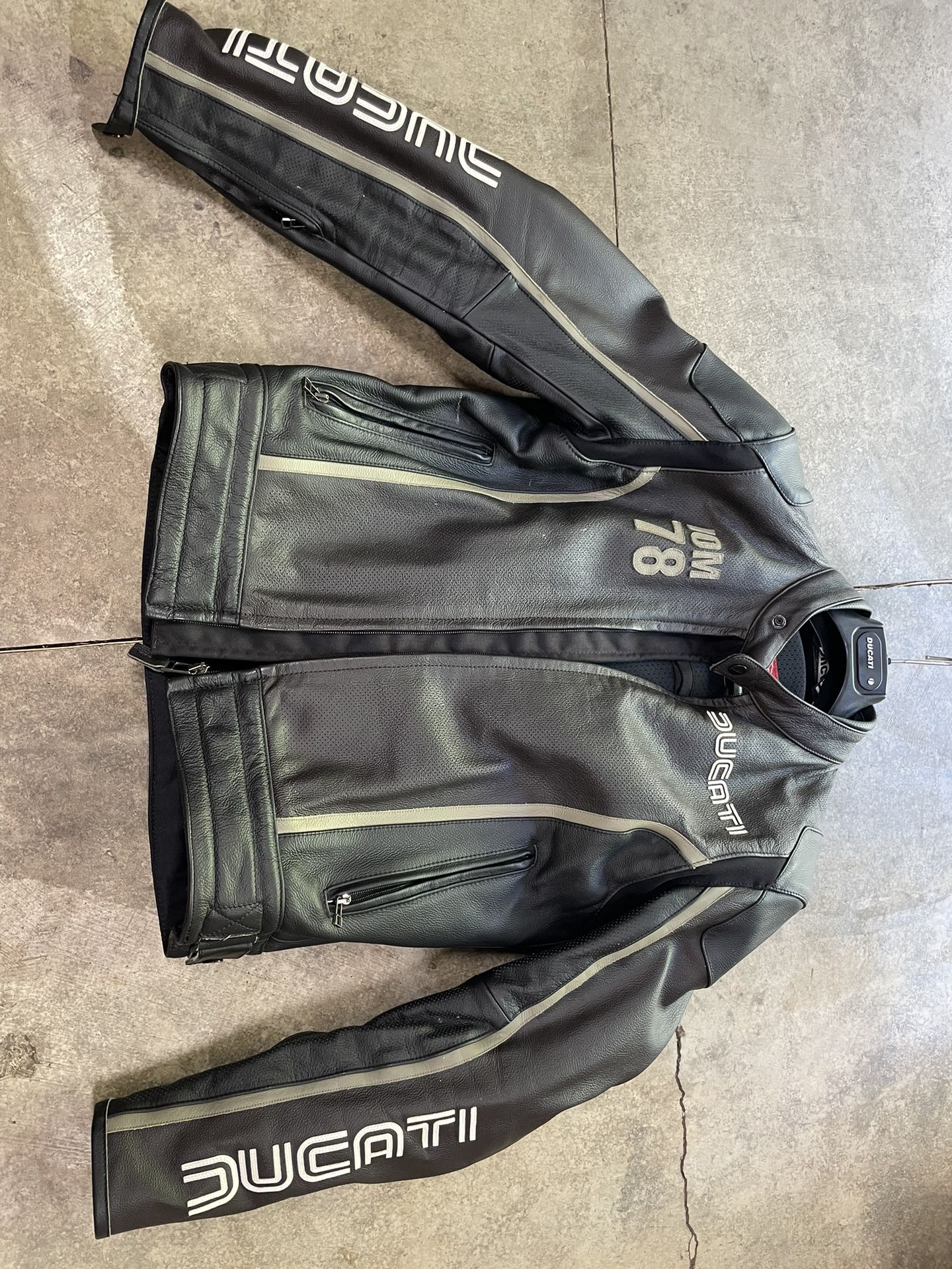 Ducati IOM78 Size 48 Jacket