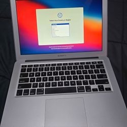 Apple MacBook Air 13' (2013)