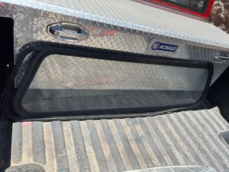 A.R.E. Truck Bed topper /shell front glass