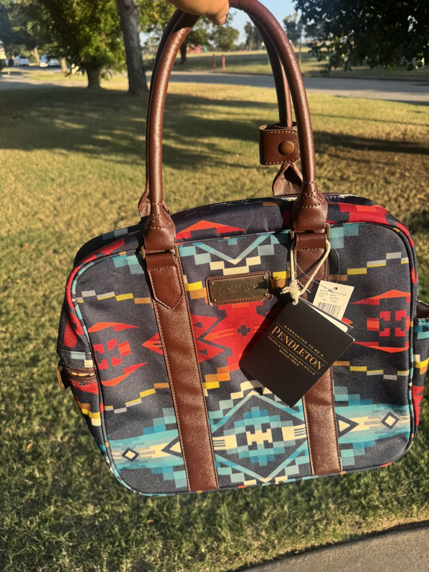 Pendelton Carico Lake Travel Weekender