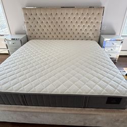 Luxury Bed Frame + Mattress + Mirrored Nightstands