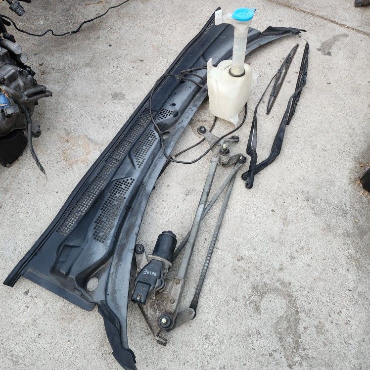 5th Gen Prelude Windshield Wiper Cowl