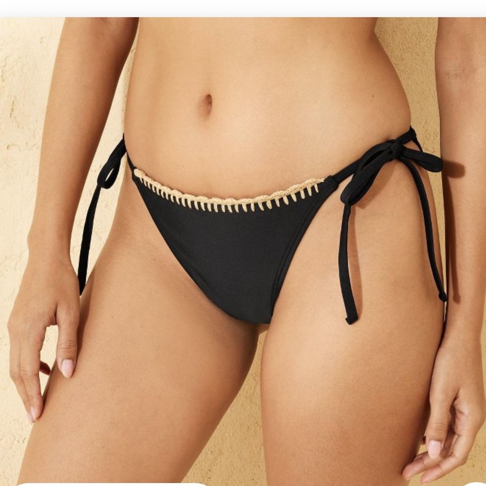 Knit trim cheeky bikini bottom xs
