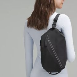 Lulemon fast track bag/ book bag! NWT