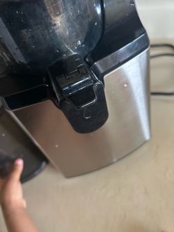 Fretta cold press juicer
