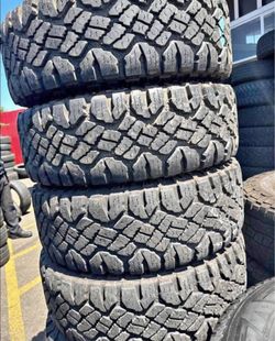 275/65/18 Goodyear vendo un set de llantas usadas excelente condiciones de vida las 4 ✅🤩I am sellin