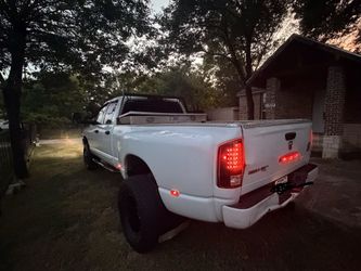 Dodge ram 3500 estandar 4x4 disel 5.9 Cummings