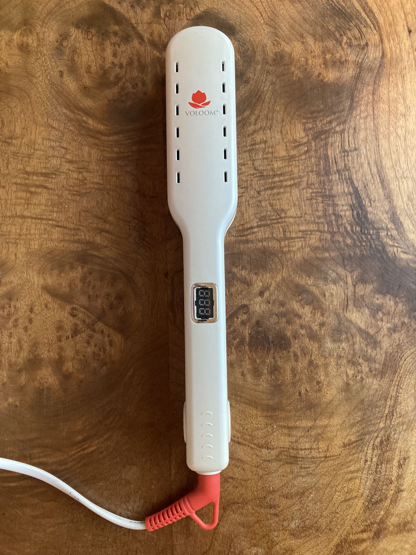 VOLOOM Volumizing Ceramic Hair Iron
