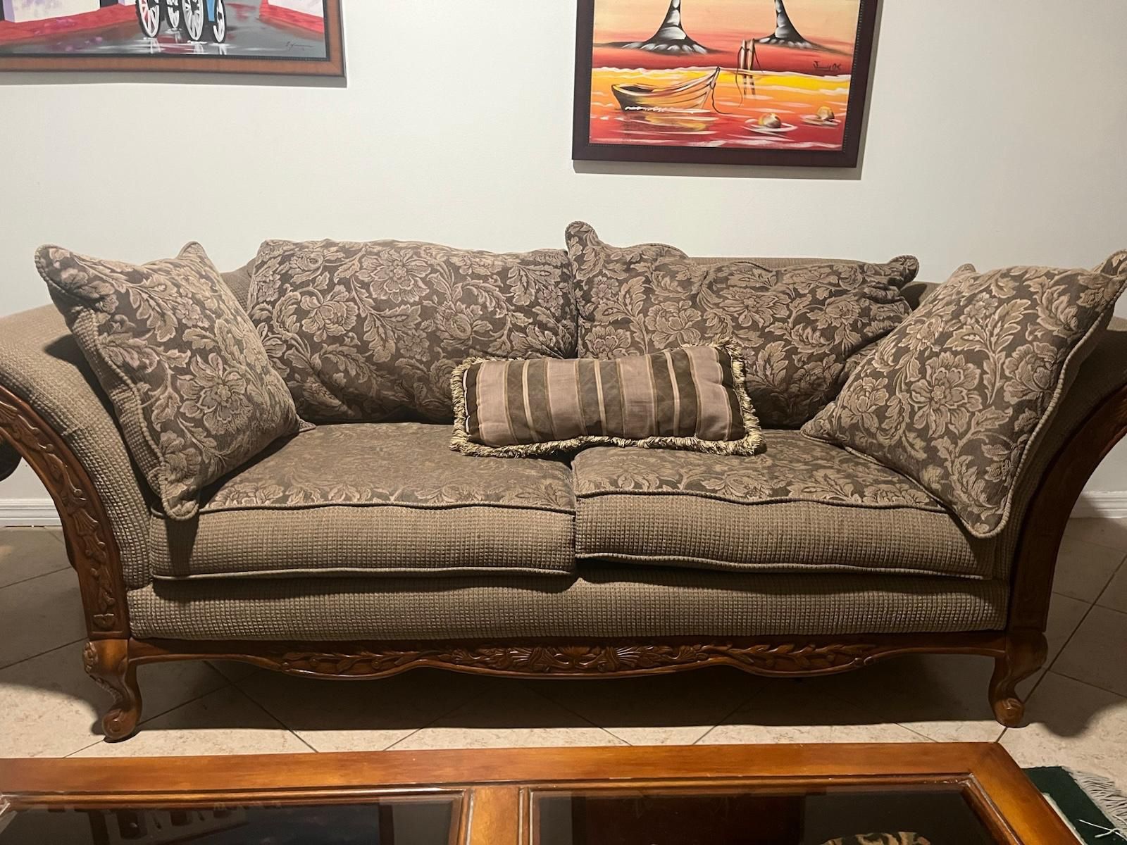 Full Set Furniture Tables Lamps And Rug