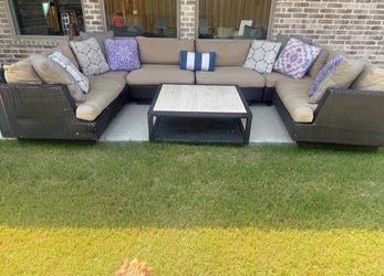 Outdoor sectional
