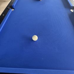Pool table
