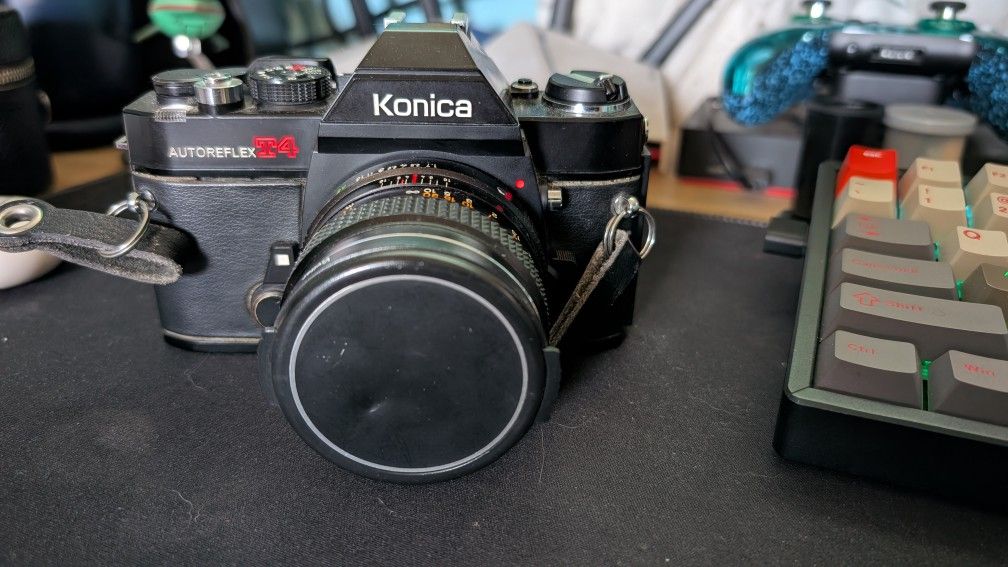 Konica Auto Reflex T4 w/ 50mm 1.7 & 28mm Lens