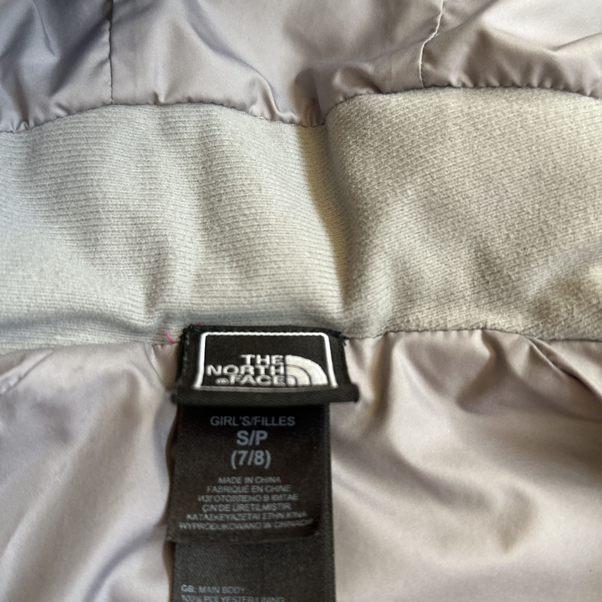 North face Girls Puffy Jacket Size 7/8