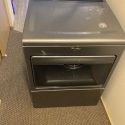 Whirlpool Washer & Dryer Set 
