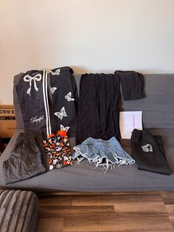 Mixed girlsClothing Bundle – 7 Pieces