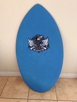 Maui and Sons wood skimboard