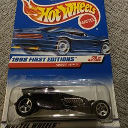 Hot Wheels Sweet 16 II Purple 1998 First Editions Series #30 of 40 Basic Car 1:64 Scale Series Collector #674