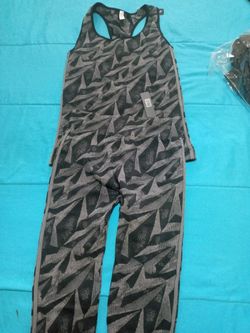 Difetentes {url removed} trajes para exercise.zumba. gym.