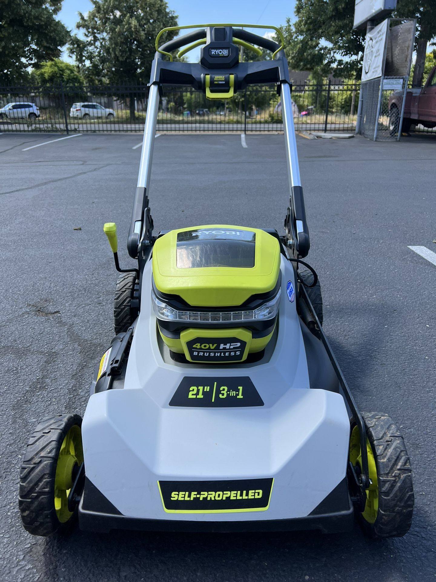 Ryobi RY401014US 40v Brushless 21” Cut 3in1