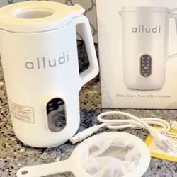 NEW automatic 6 in 1 Nut Milk Maker machine for 27 oz