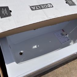 New 60x32 Delta Bathtub Rh