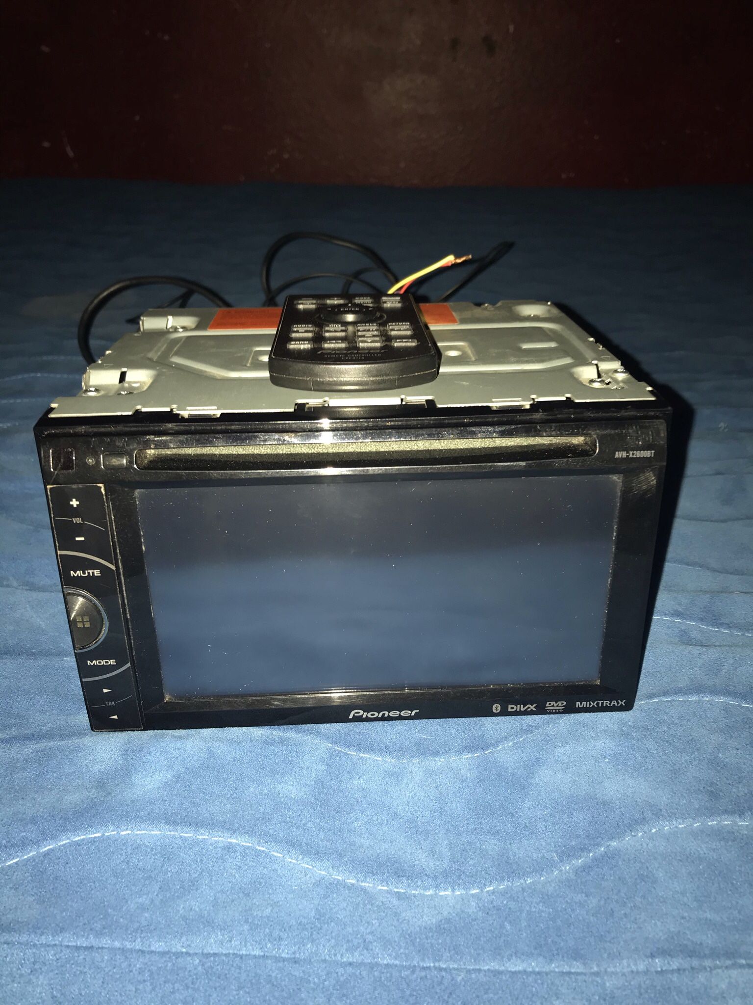 Pioneer Corporation AVH-X2600BT 2-DIN Multimedia DVD Receiver with 6.1” WVGA Touchscreen Display MIXTRAX Bluetooth I also will trade for a Xbox One s
