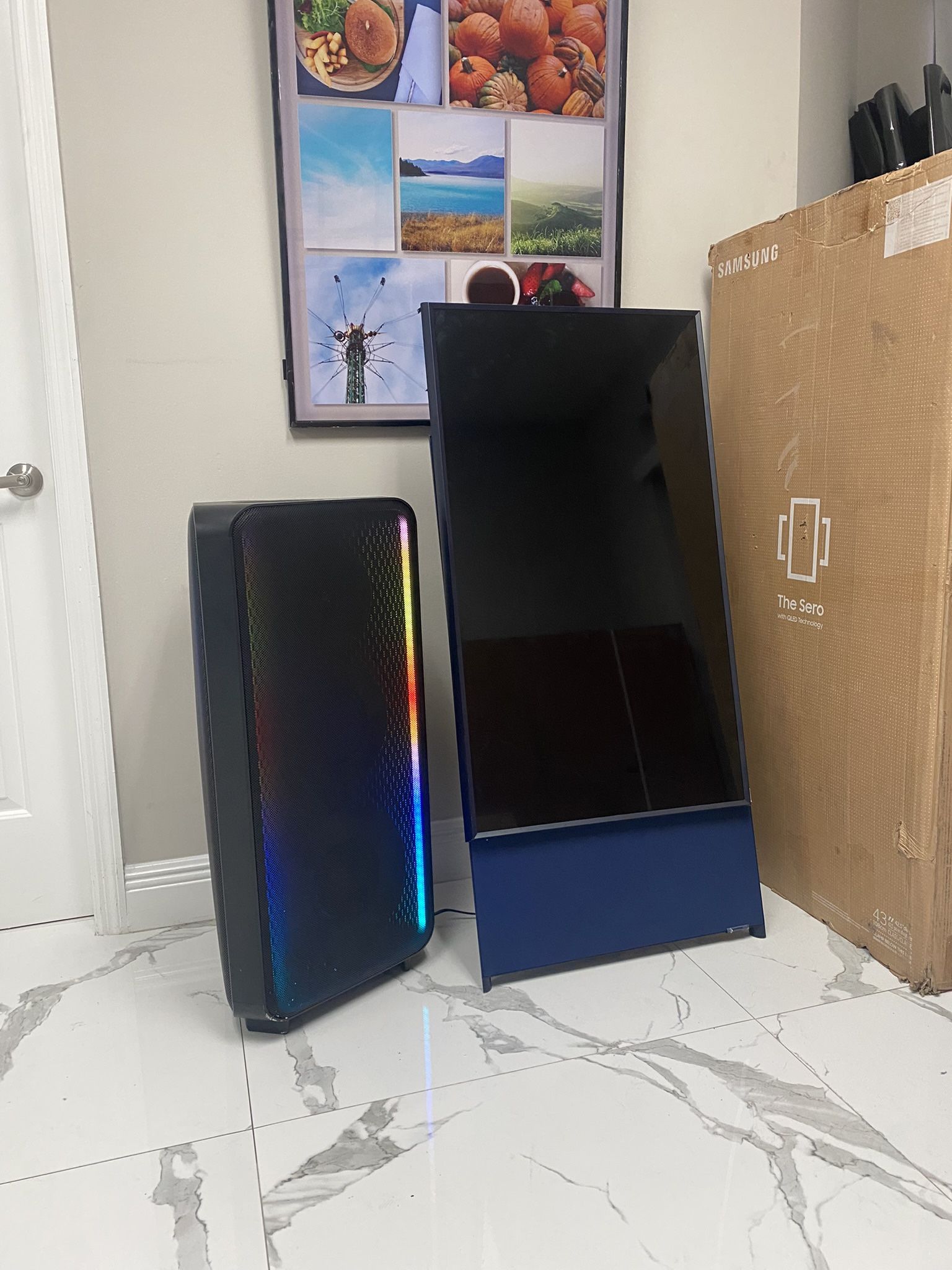 Samsung - 43" Class The Sero QLED 4K Smart TV