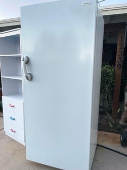 Frigidaire Upright Freezer White