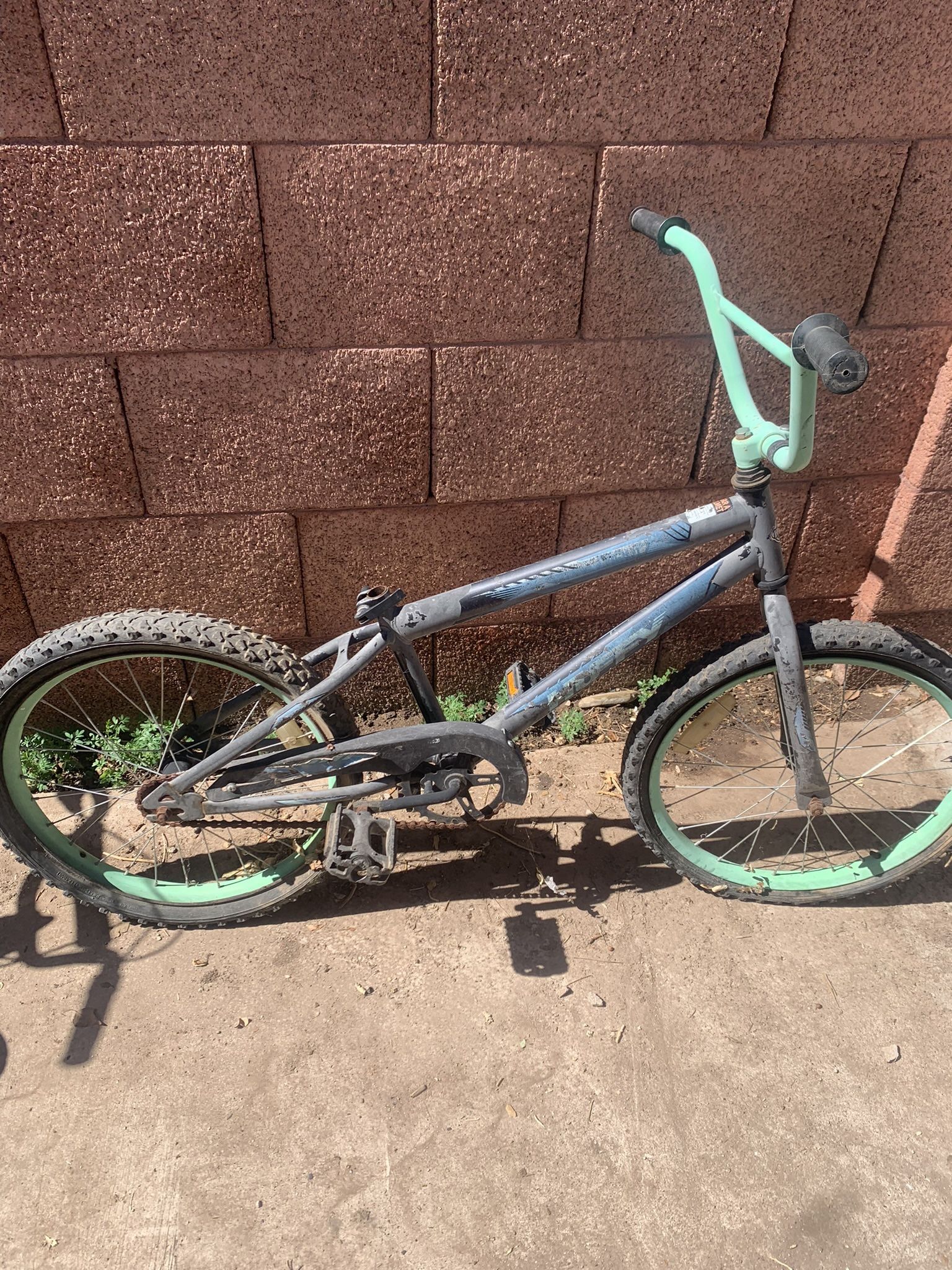 Mountain Bikes & Kids Bicycles For Project Fixing