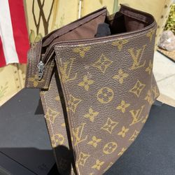 Louis Vuitton Pouches