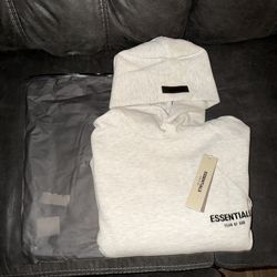ESSENTIALS Fear Of God Hoodie/Size Large