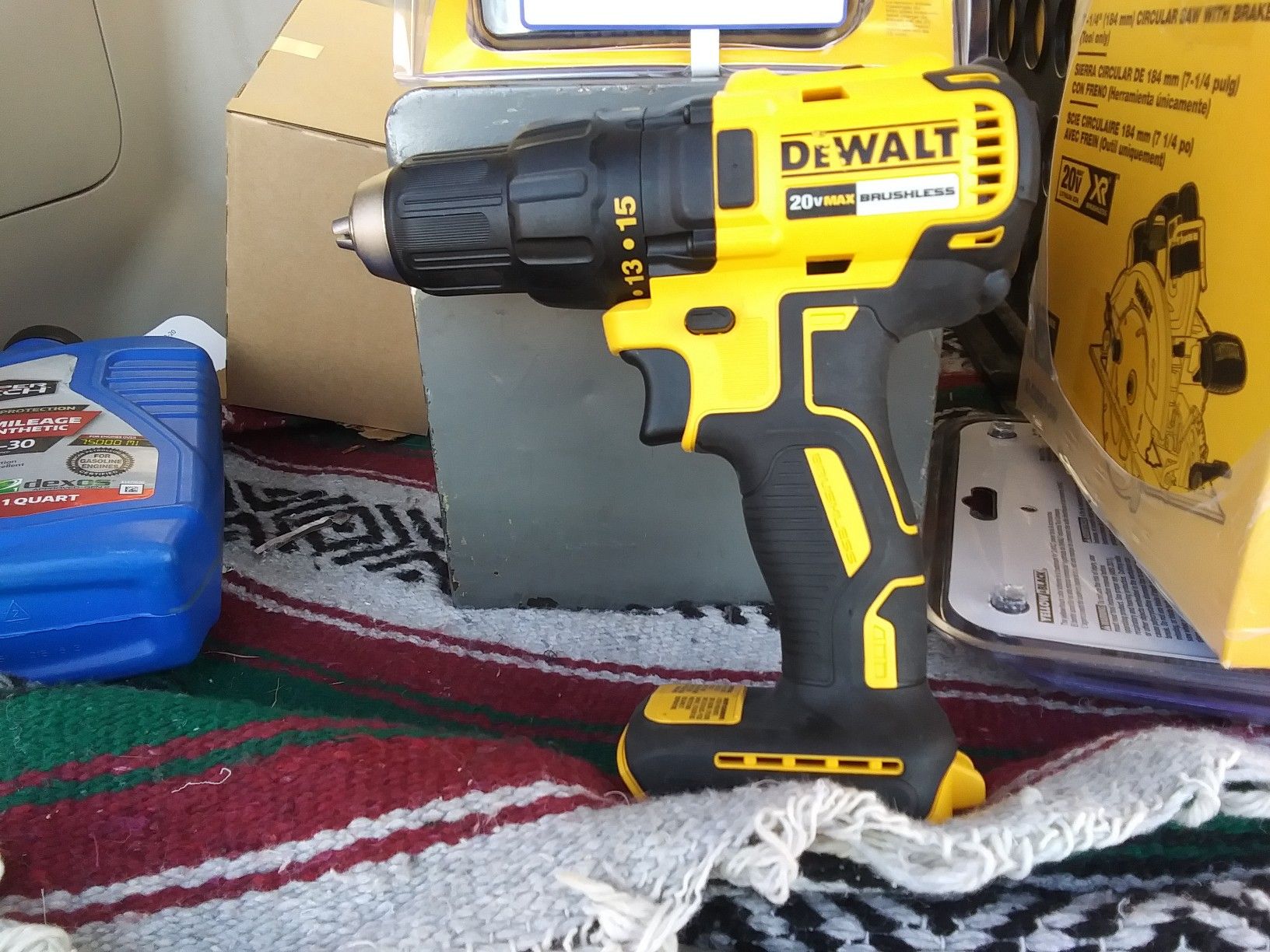 DEWALT DRILL DRIVER 20V MAX.( THIS DRILL GOES FOR $160.00 IN THE STORE WITH OUT BATT)